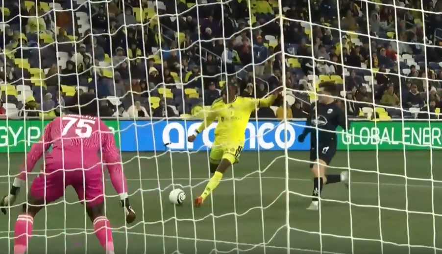 UNSTOPPABLE! Jordan Knight's blazing strike