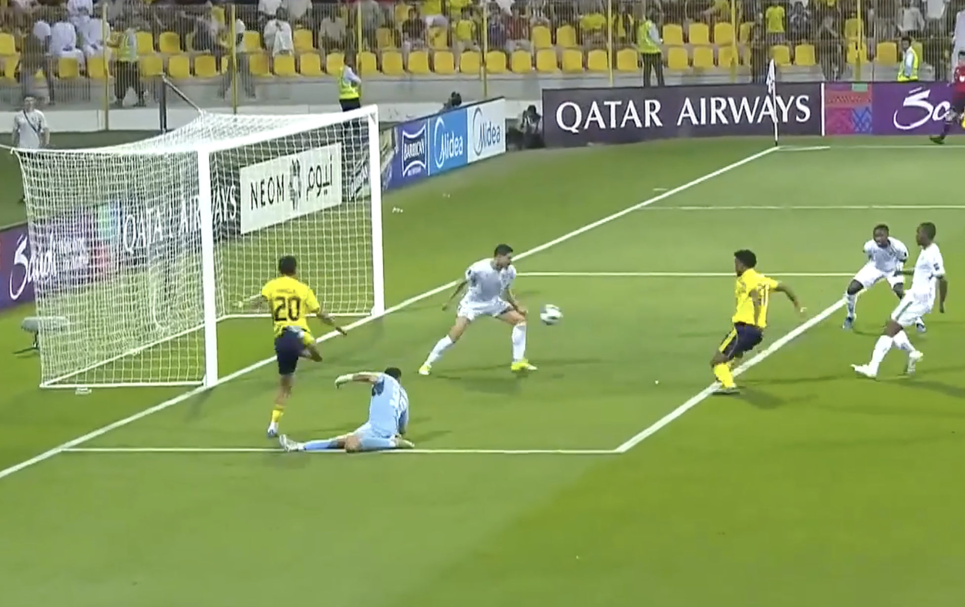 BRILLIANT TEAM GOAL! Kingsley Coman draws Al-Nassr level