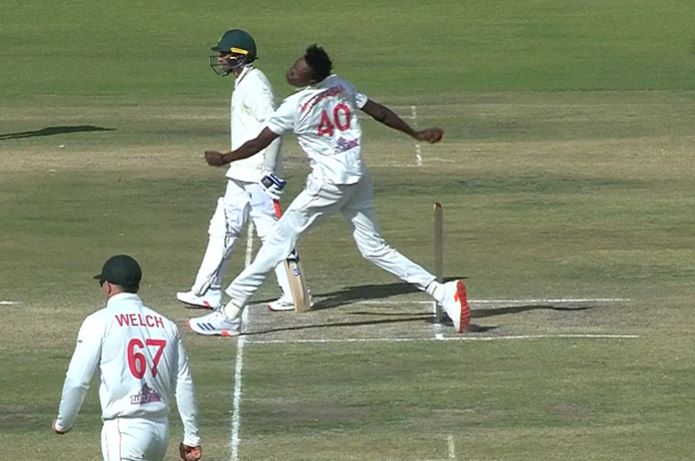 UNLUCKY! Blessing Muzarabani's perfect ball went in vain
