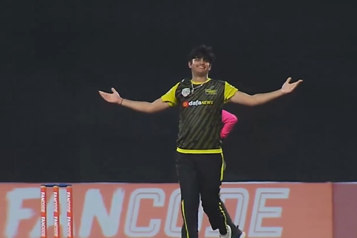 Aryan Bisht's 4 for 18 | Match 7