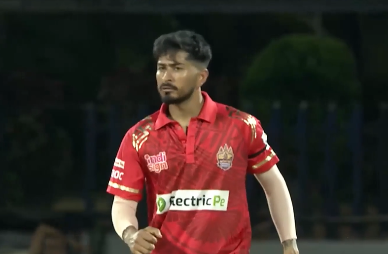 Nitesh Sedai's 3 for 31 | Match 35 