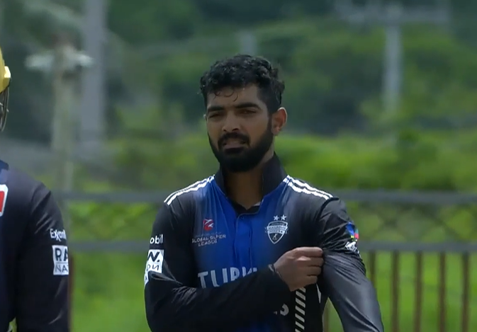 Saif Hassan's 3 for 20 | Match 8