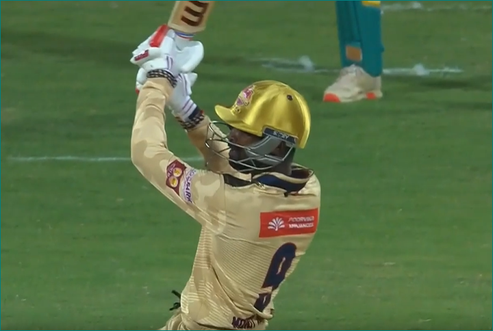 Match 21, Chepauk Super Gillies: All Sixes