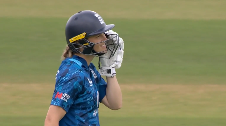 Amy Jones's 122 off 121 | 1st ODI