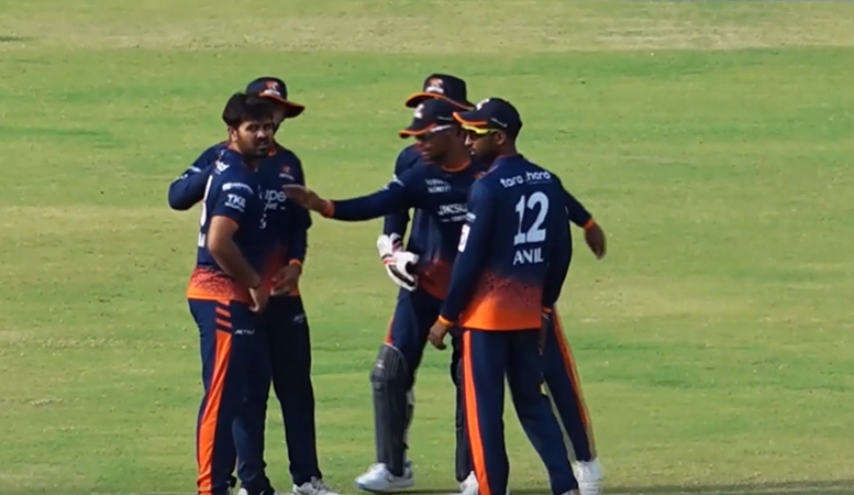 Ishan Afridi's 3 for 23 | Match 8