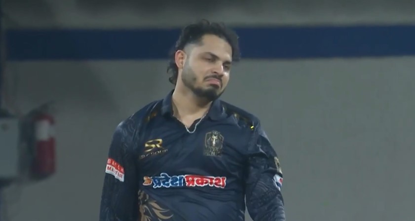 Ashutosh Sharma's 3 for 15 | Match 5