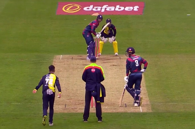 Northamptonshire beat Durham by 6 wickets