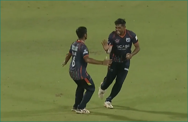 Abhishek Swaminathan's 5 for 14 | Match 13