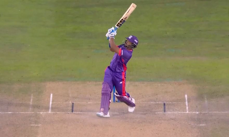 113-Metre Six! Nicholas Pooran goes big
