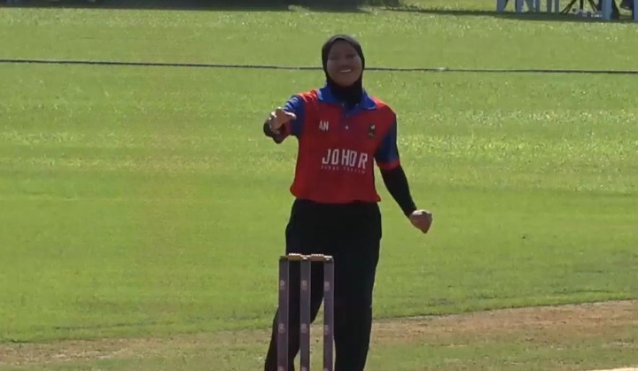 Nur Arianna Rakquidean's 4 for 9 | Match 4 