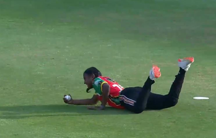 UNREAL! Ashmini Munisar plucked a heart-stopping catch