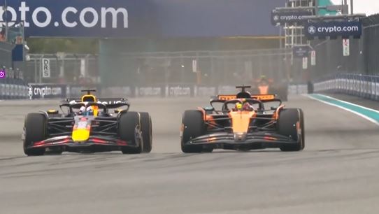 Epic Duel! Oscar Piastri outgunned Max Verstappen in style