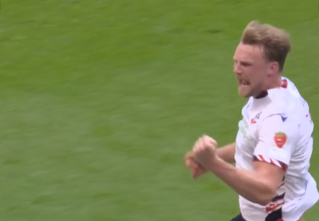 UNREAL! Sam Dalbdy pulls off a sensational overhead-kick goal