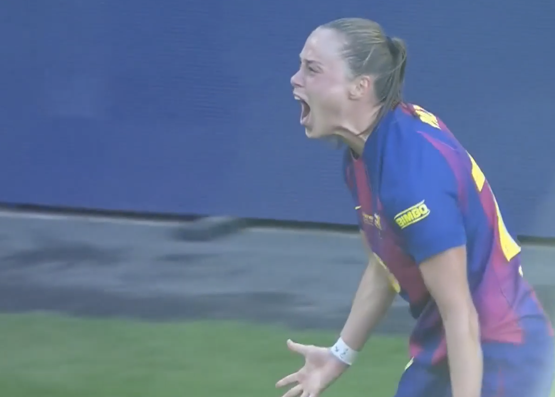 WOW! Ewa Pajor breaks the deadlock for Barca in the final