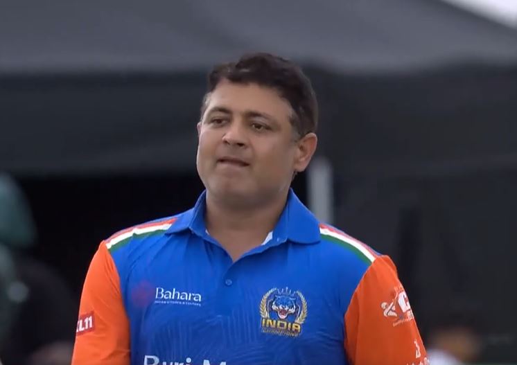 Piyush Chawla's 3 for 18 | Match 15