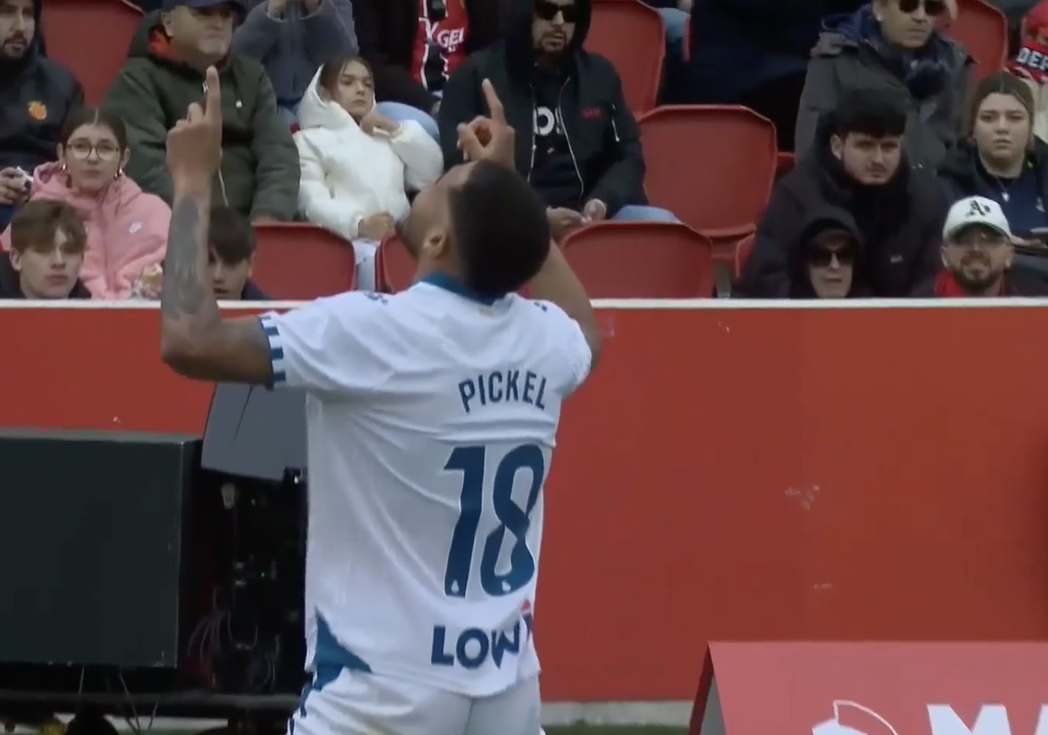 EXQUISITE! Pickel fires Espanyol ahead from Dolan's brilliant assist