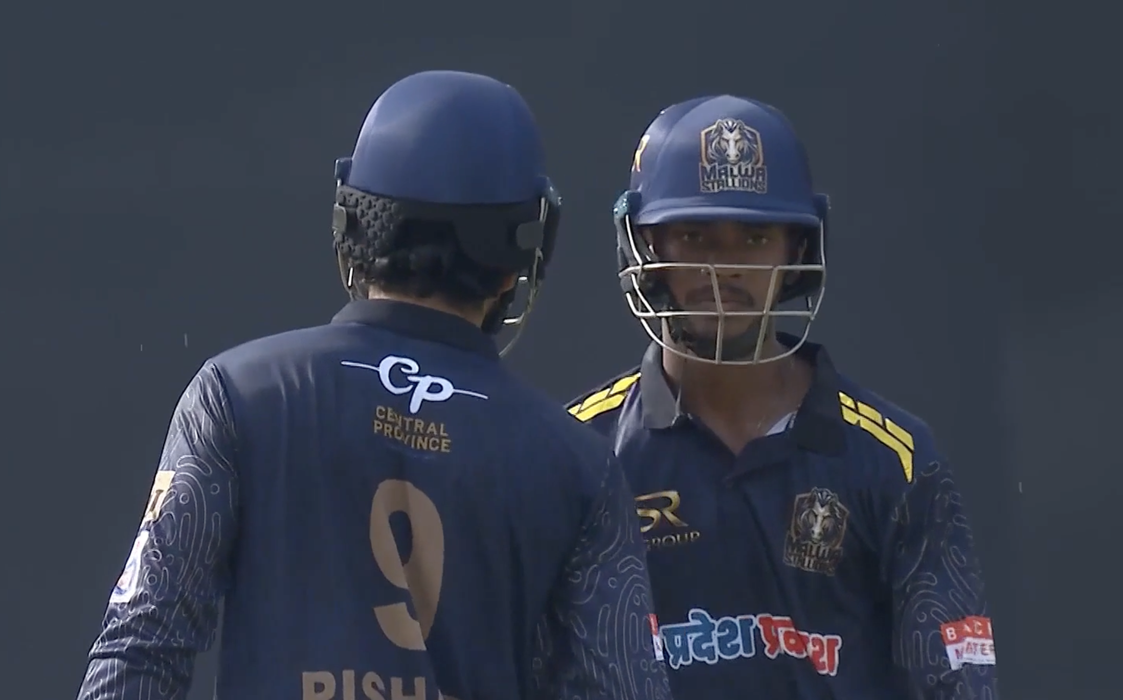 SUPERB! Prashant slams Tripuresh for a hat-trick of fours
