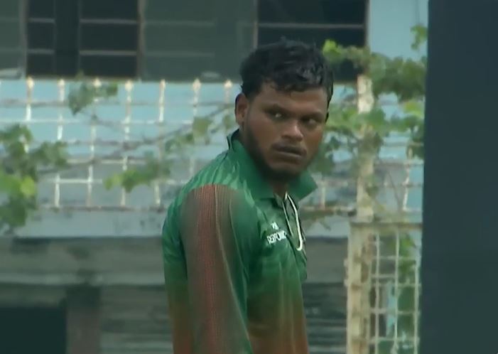 Rakibul Hasan's 4 for 26 | Match 3