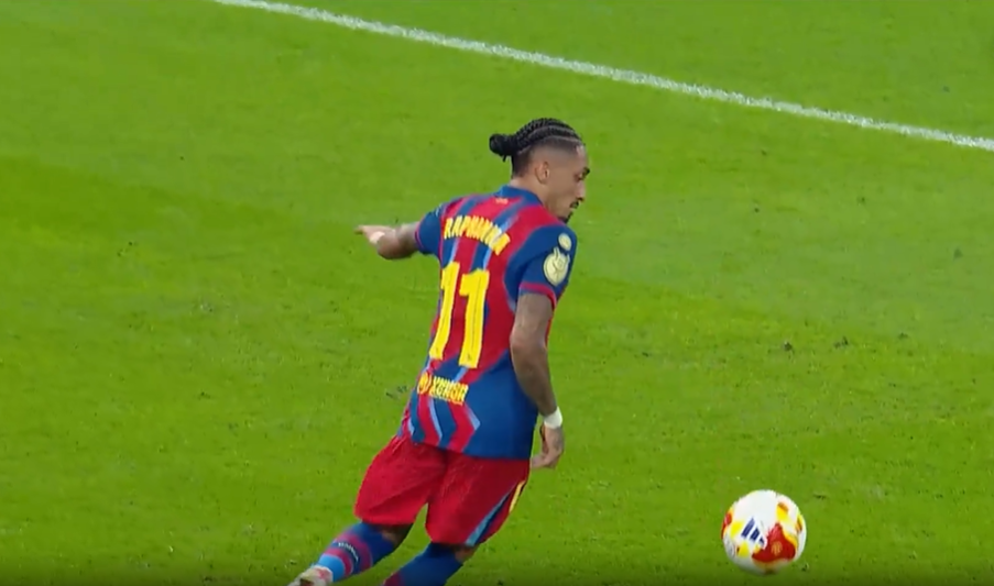 TERRIFIC STRIKE! Raphinha shocks Athletic Club