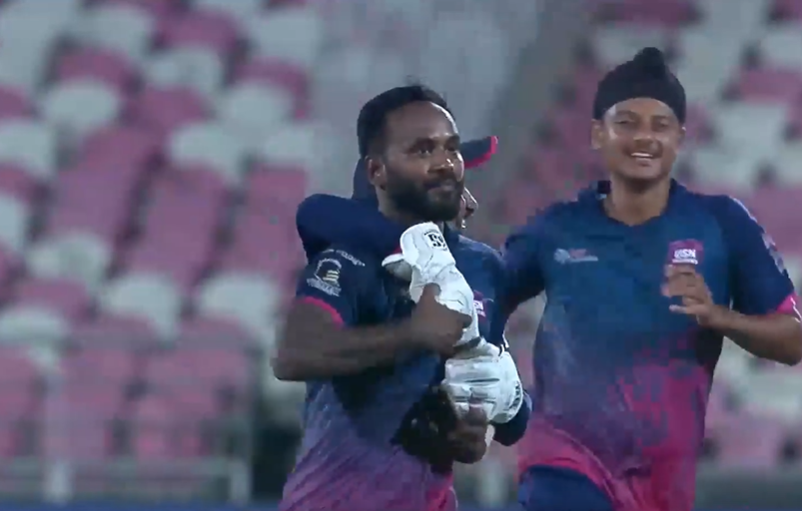 Triple Strike! Rahul Devnath wreaked havoc in one over