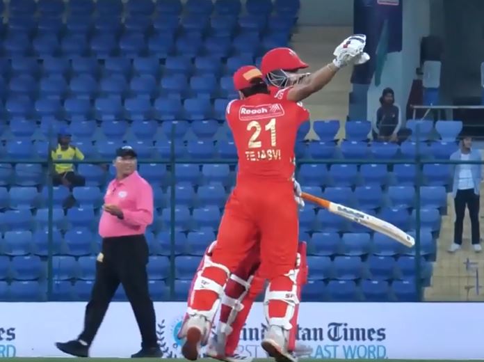 South Delhi Superstarz beat Purani Delhi 6 by 8 wickets | Match 38