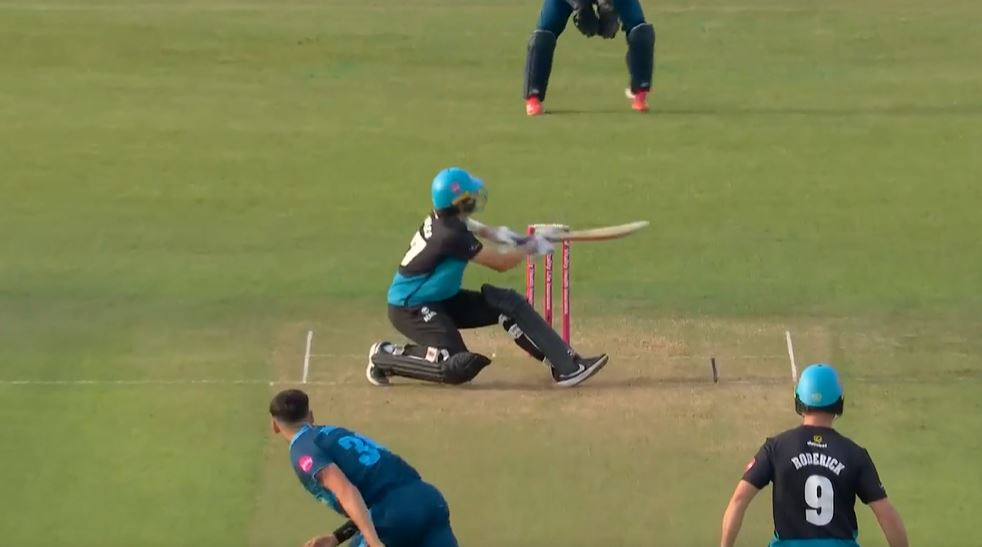 OUTRAGEOUS! Ethan Brookes’s reverse sweep went all the way