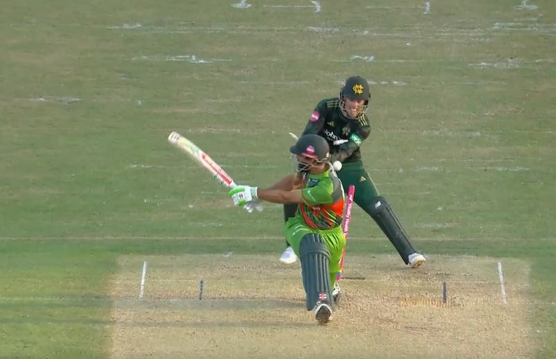 CASTLED! Calvin Harrison spun a web around Shan Masood