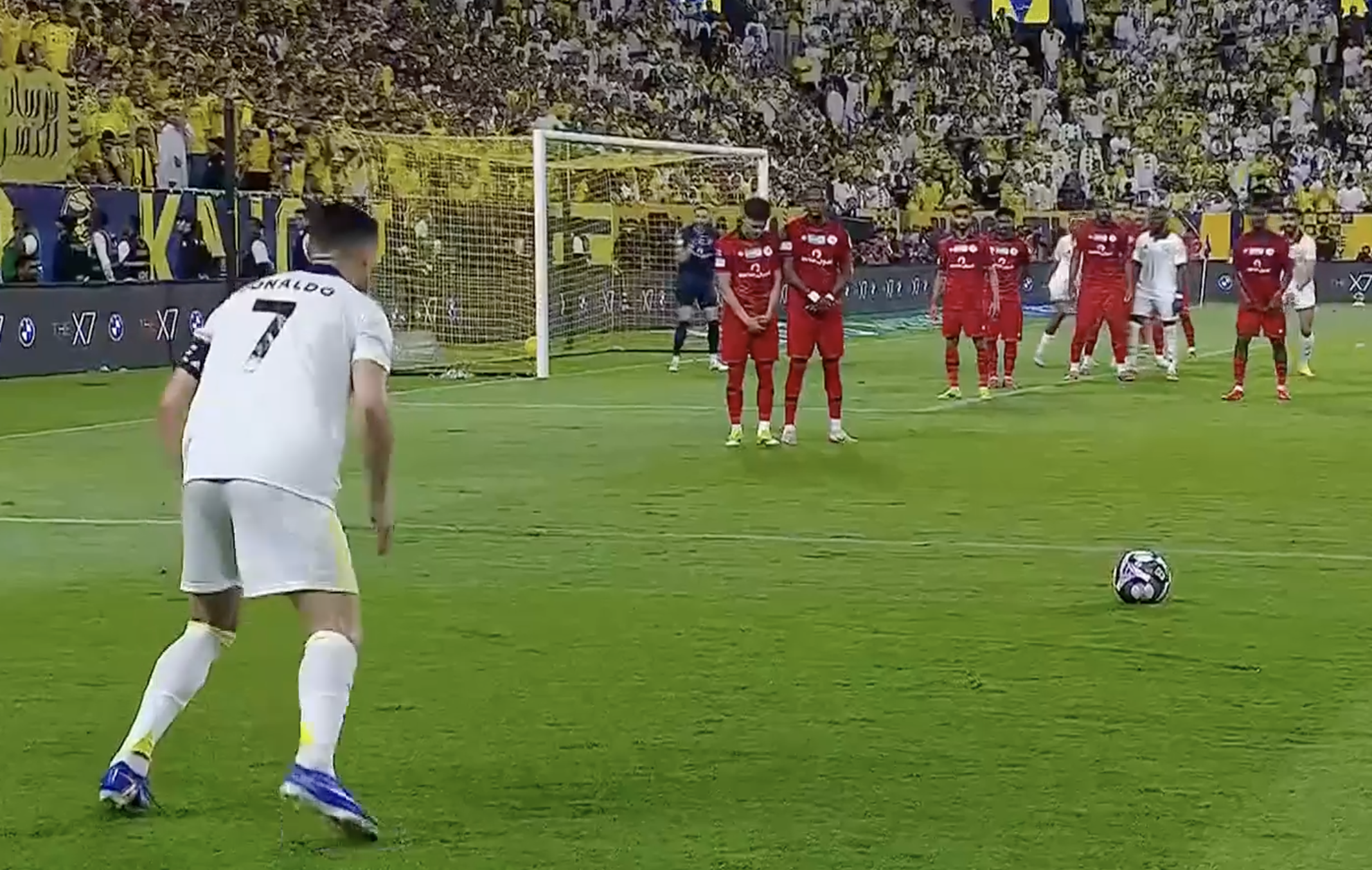 SCREAMER! Ronaldo scores free kick from ridiculous angle