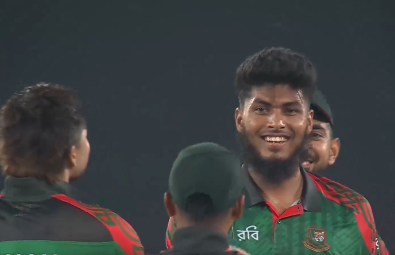 6-FER! Rishad Hossain spun his web around the Windies
