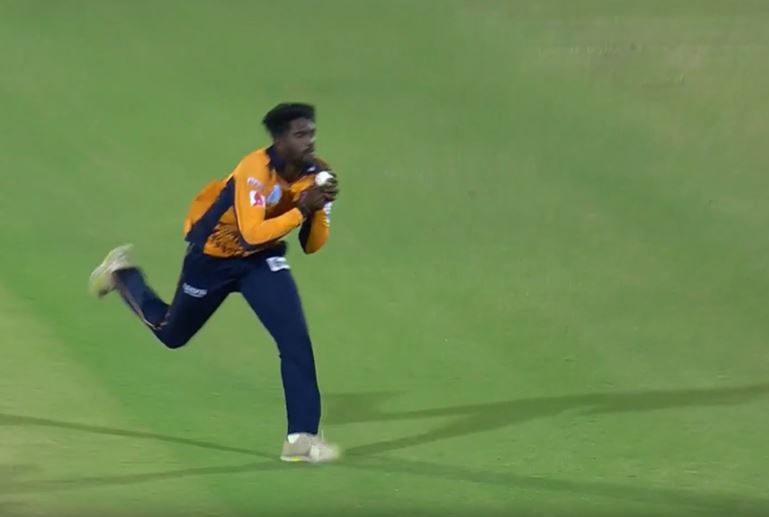 FIERY REFLEXES! Witness Udhaykumar’s self-made stunner