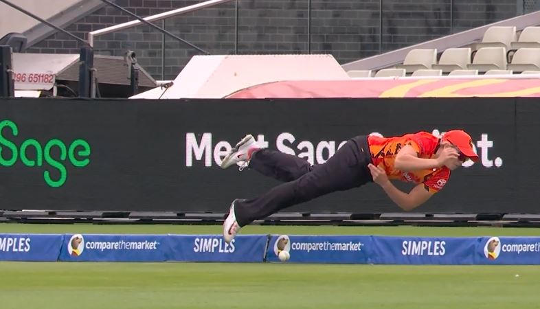 Unreal Athleticism! Georgia Voll’s flying Stop