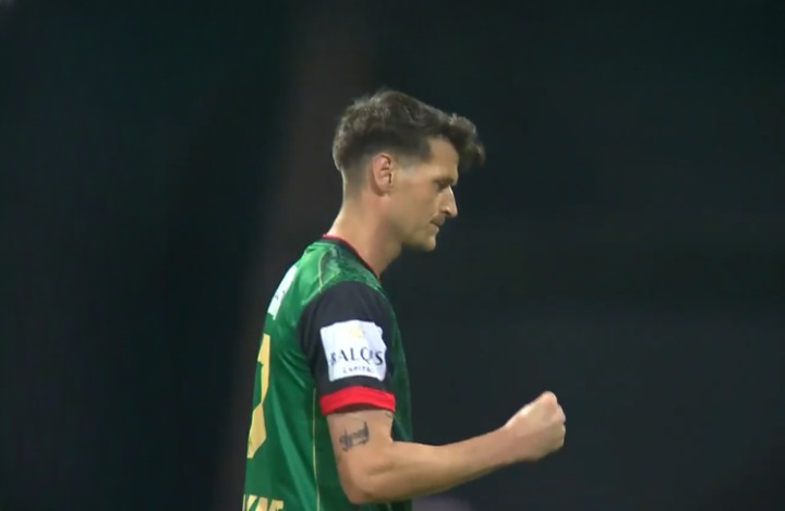 David Payne's 4 for 29 | Match 9