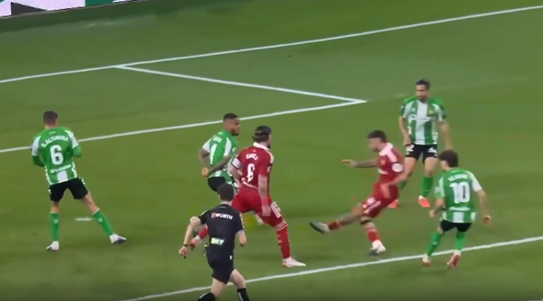 BLAZING STRIKE! Isaac Romero tears the net apart