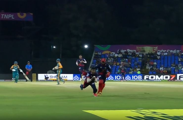 SUPERHUMAN REFLEXES! Hari Nishaanth's unreal grab