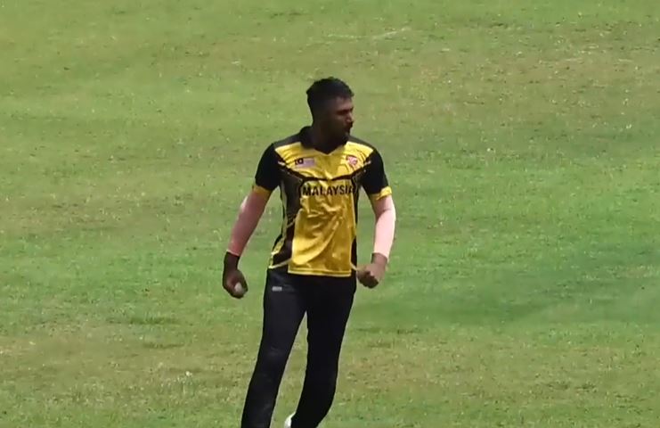Sharvin Muniandy's 4 for 11 | Match 2