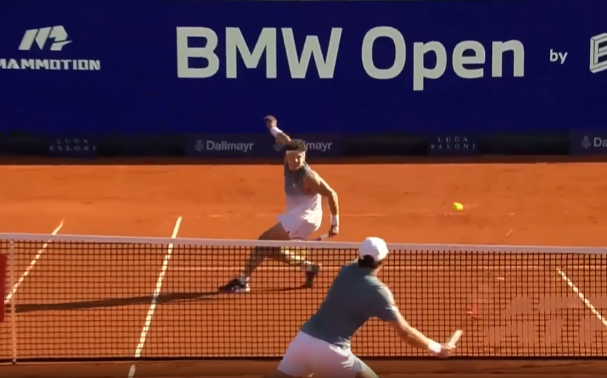 ICE-COLD! Shelton’s drop shot sends him into the semis