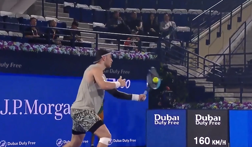 Pure Finesse! Jack Draper's drop shot lights up Dubai
