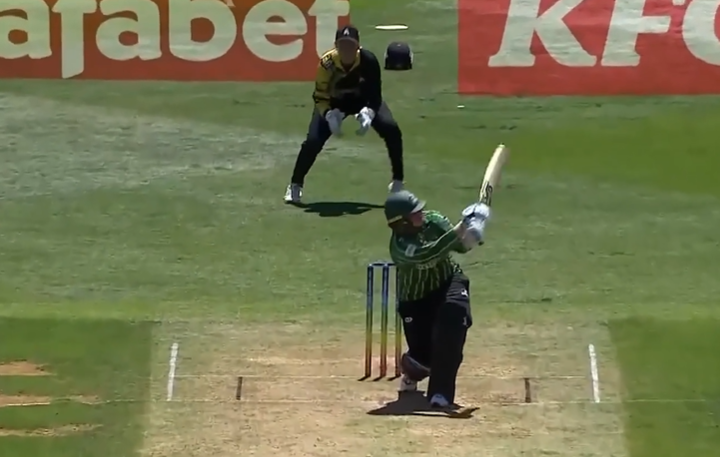 FIFTY IN STYLE! Bryony Smith seals it with a boundary