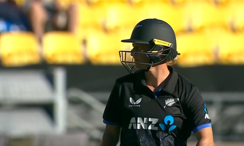 Sophie Devine's 64 off 34 | 4th T20I