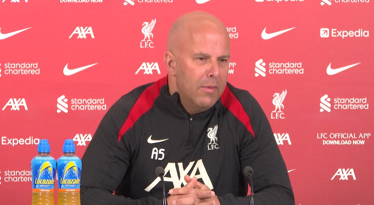 City won’t hit rock bottom without Pep, claims Liverpool's Slot