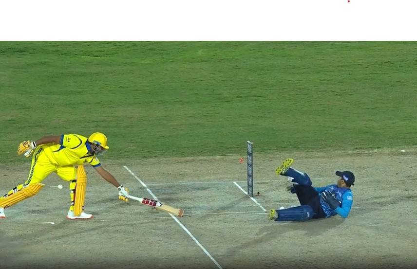 Unbelievable stumping! Shreevats pulls off a magic moment!