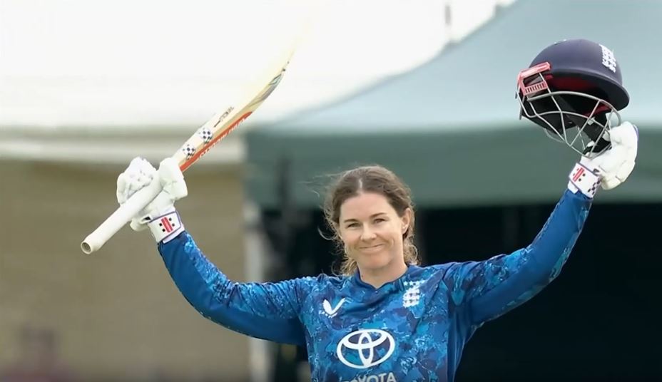 Tammy Beaumont's 106 off 109 | 2nd ODI