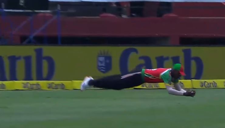 WOAH! Shamarh Brooks stunned with a sparkling catch