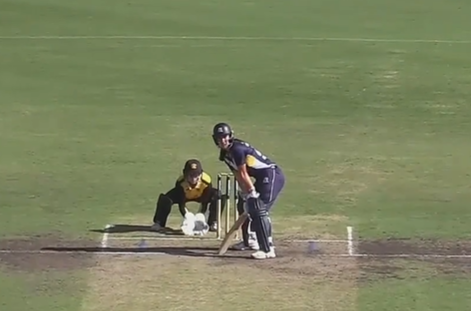 Tess Flintoff's 72* off 54 | Match 35 