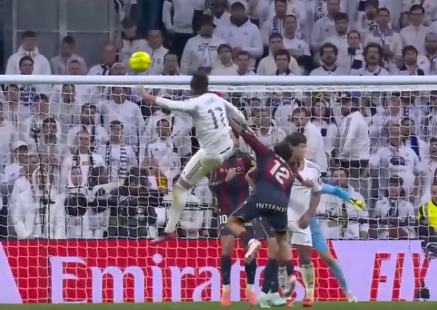 TOWERING HEADER! Raul Asencio doubles the lead at Bernabeu