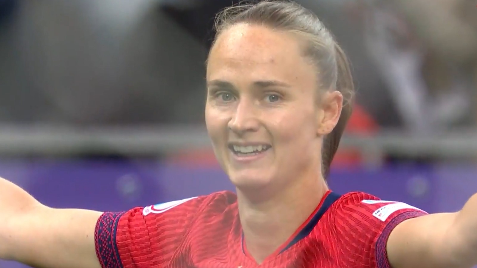 PURE WIZARDRY! Caroline Hansen’s outrageous chip goal | Top moment of the day 5