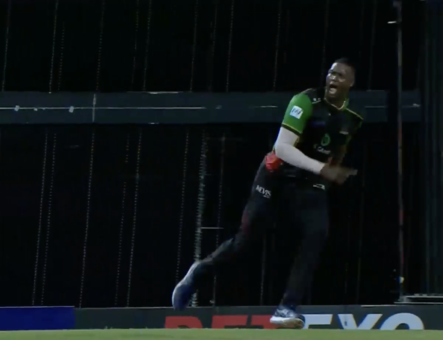 Last Over Thriller! Patriots edged past Royals