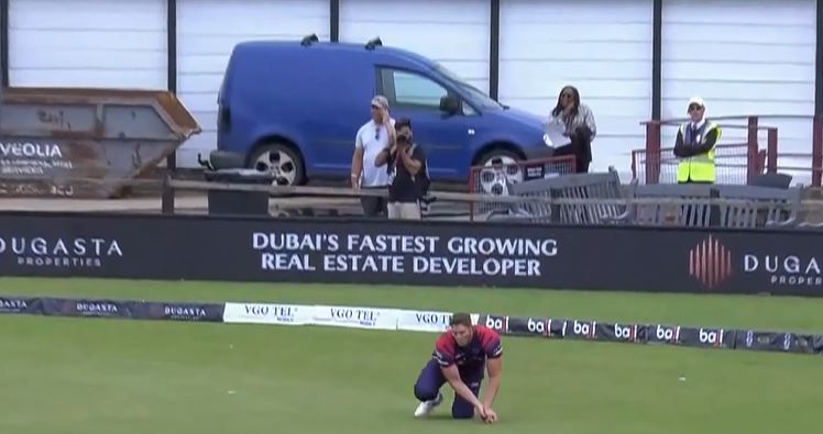 EXQUISITE! Chris Tremlett took a brilliant catch at Third Man