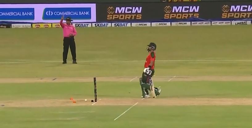 Last Over Shockwave! Sri Lanka struck twice in two balls