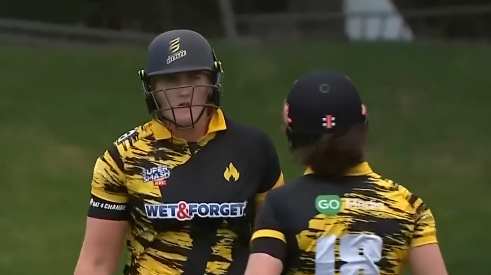 Wellington Blaze beat Northern Brave Women by 3 runs | Match 16